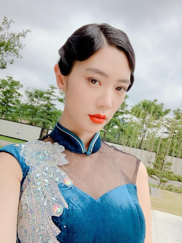 国色天香
